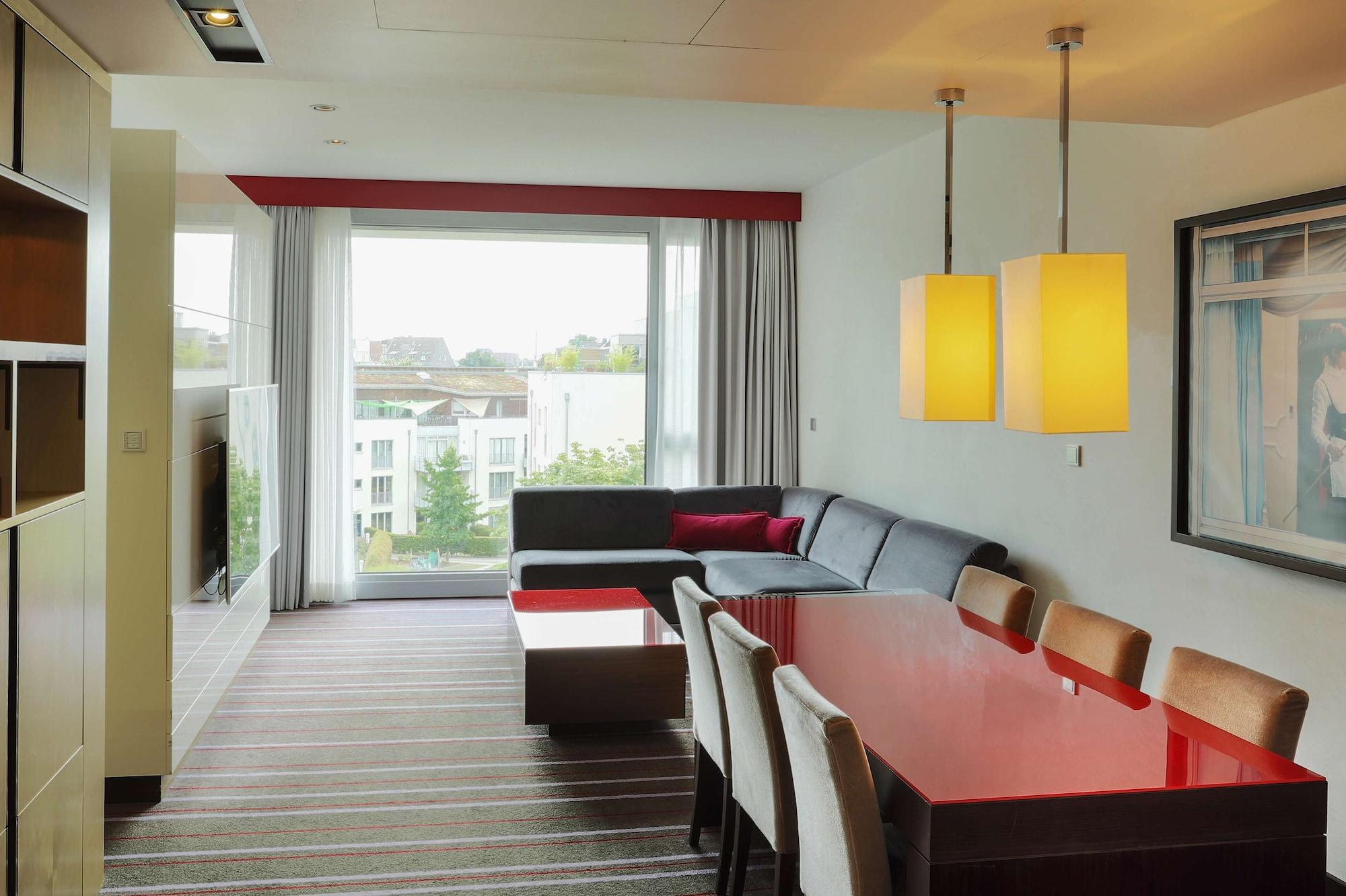 Radisson Blu Media Harbour Hotel, Duesseldorf Ngoại thất bức ảnh