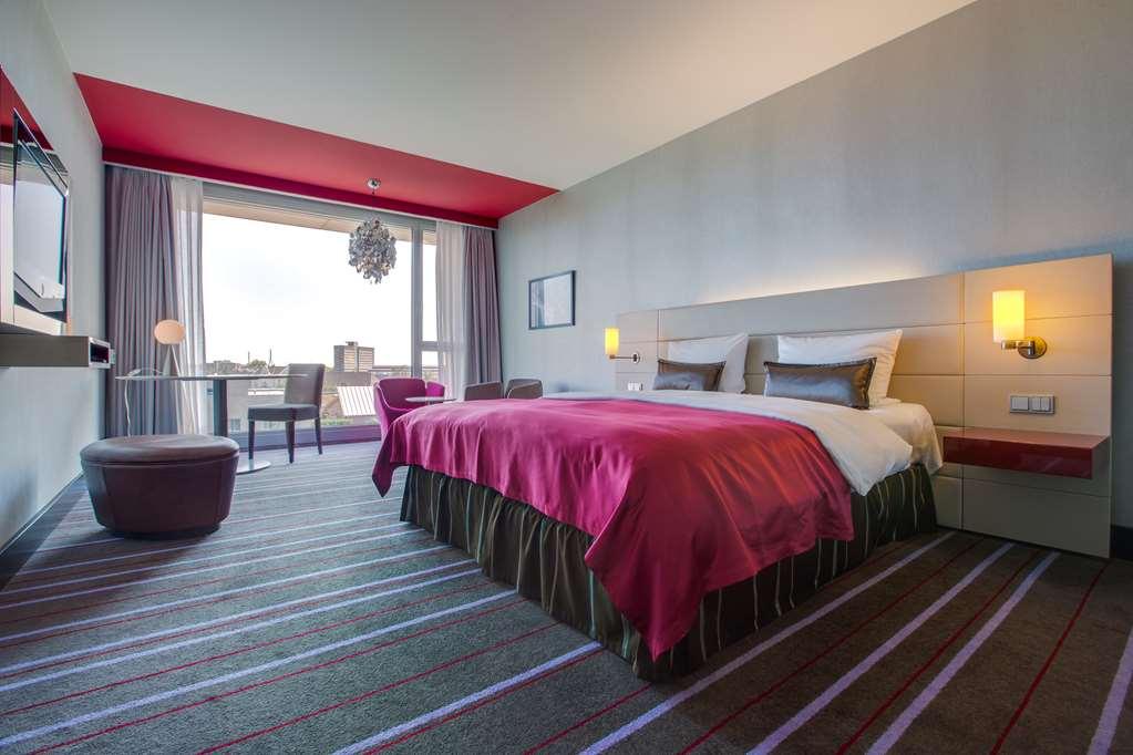 Radisson Blu Media Harbour Hotel, Duesseldorf Phòng bức ảnh