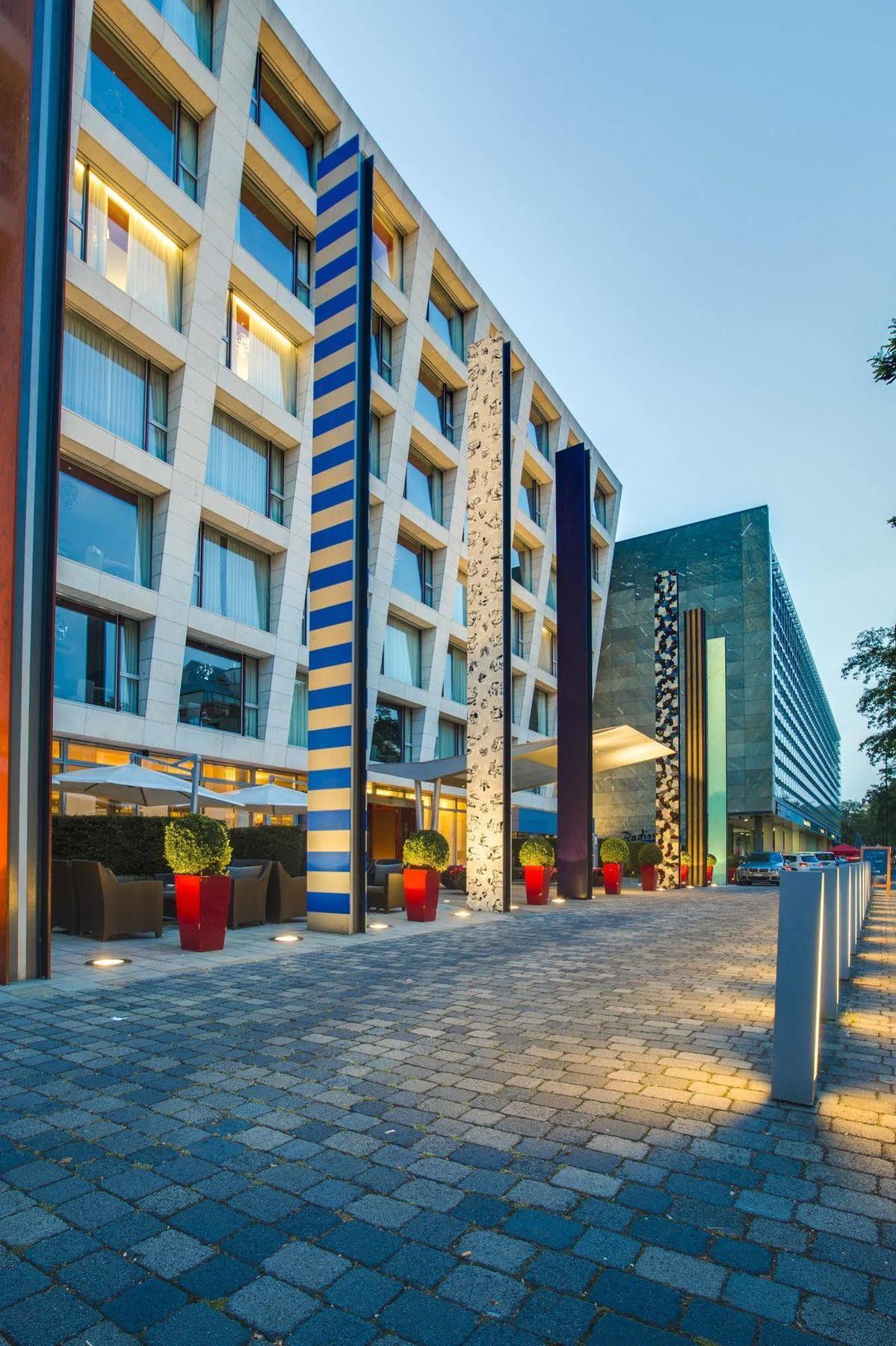Radisson Blu Media Harbour Hotel, Duesseldorf Ngoại thất bức ảnh