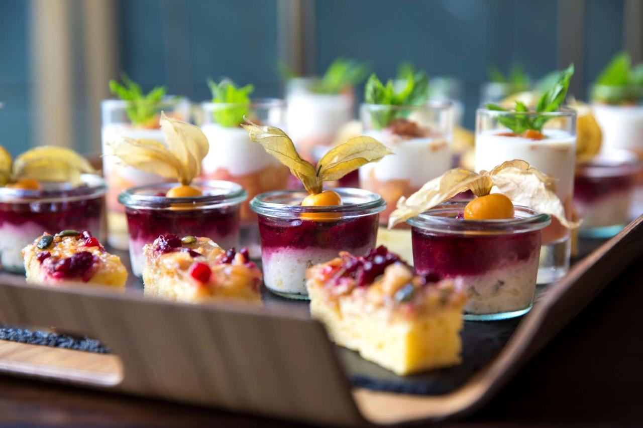 Radisson Blu Media Harbour Hotel, Duesseldorf Ngoại thất bức ảnh